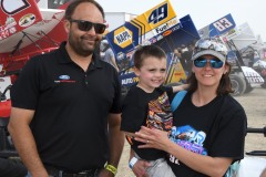 schatz-with-fans