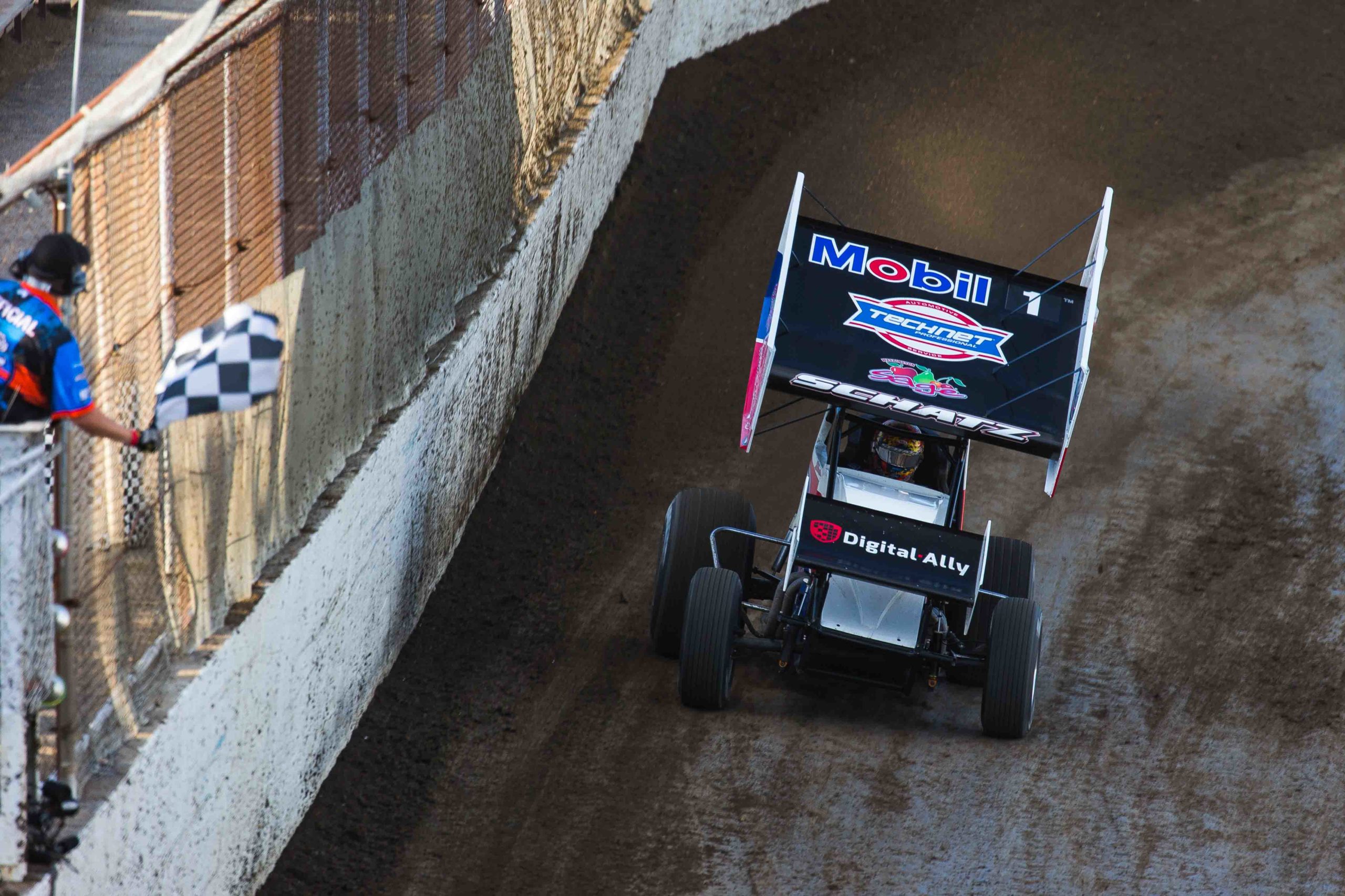 donny schatz, world of outlaws, trent gower photography